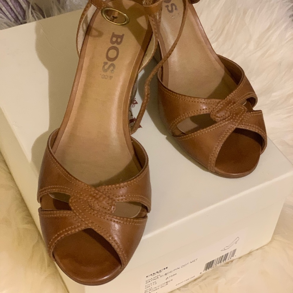 Bos & Co leather wedge